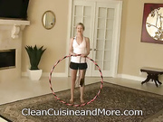 Фитнес-тренировки с обручем