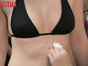 Как сделать так, чтобы родинка не привела к раку кожи - Я соромлюсь свого тіла - Выпуск 4